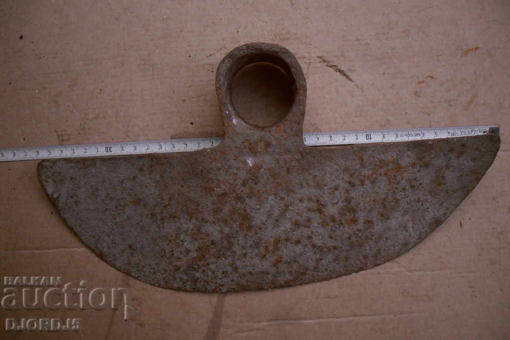 Auction  Old forged pick