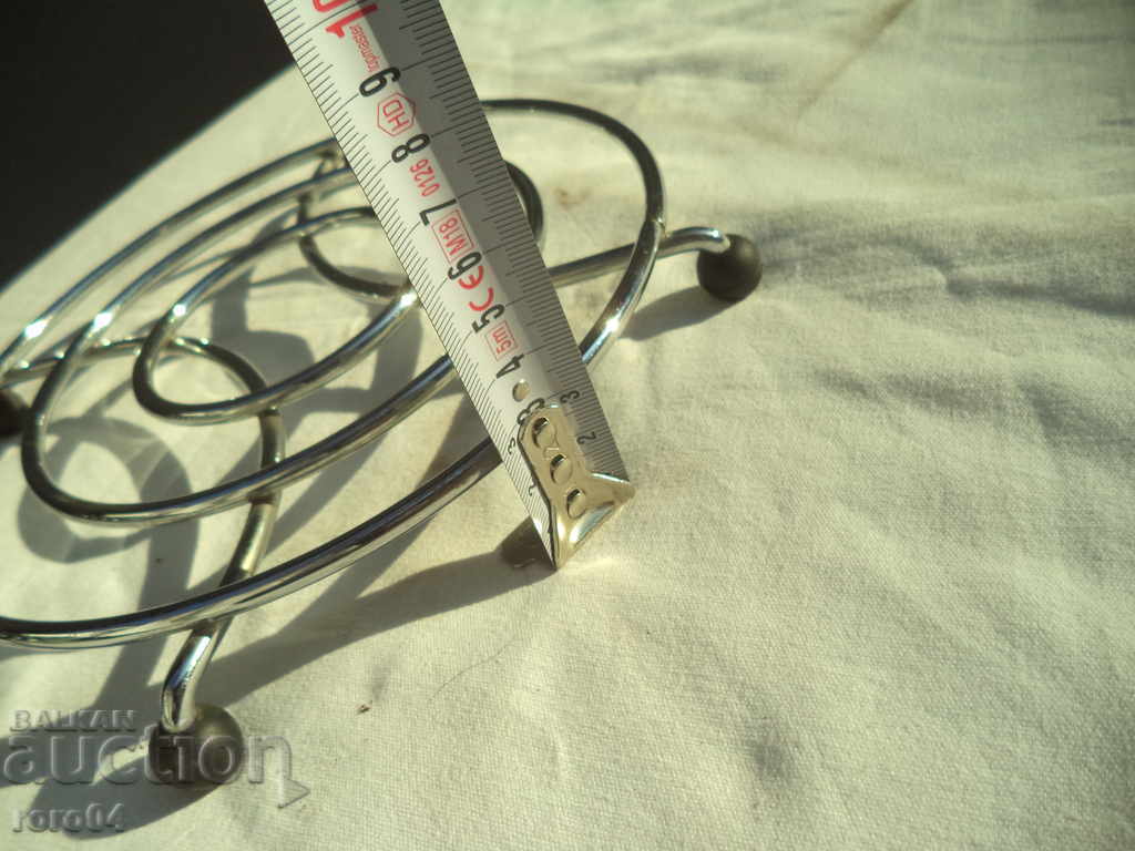 Доставка на СТАРА МЕТАЛНА ПОДЛОЖКА / СКАРА ЗА СЪДОВЕ Доставка на СТАРА МЕТАЛНА ПОДЛОЖКА / СКАРА ЗА СЪДОВЕ