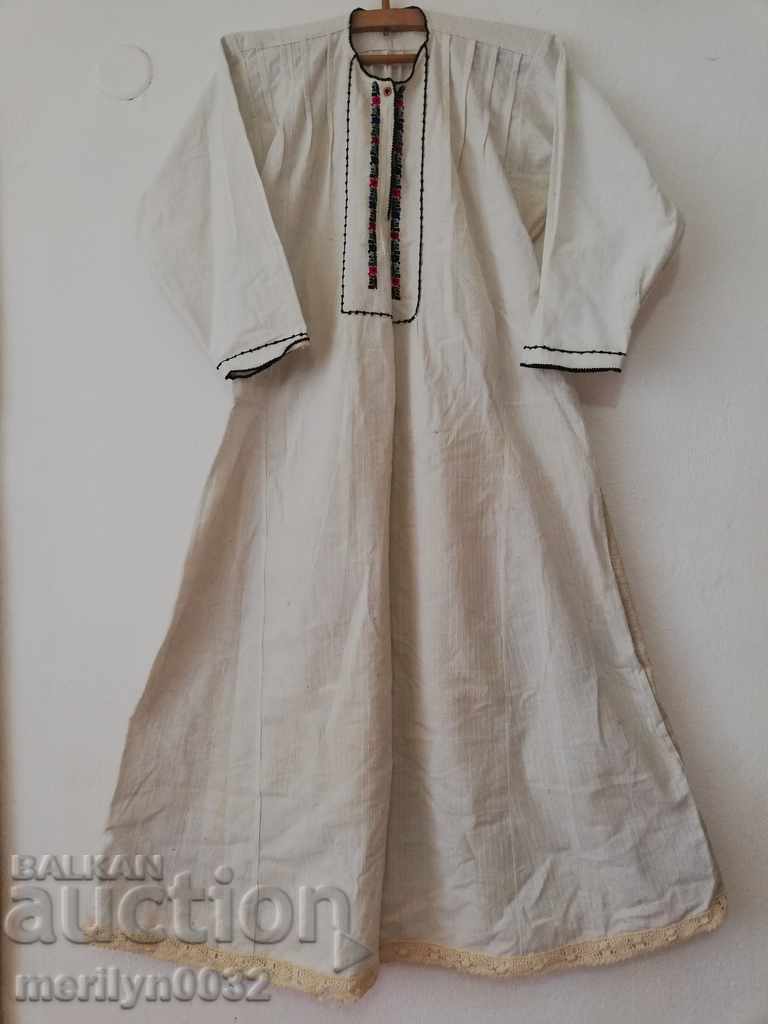 Embroidered shirt wear embroidery lace