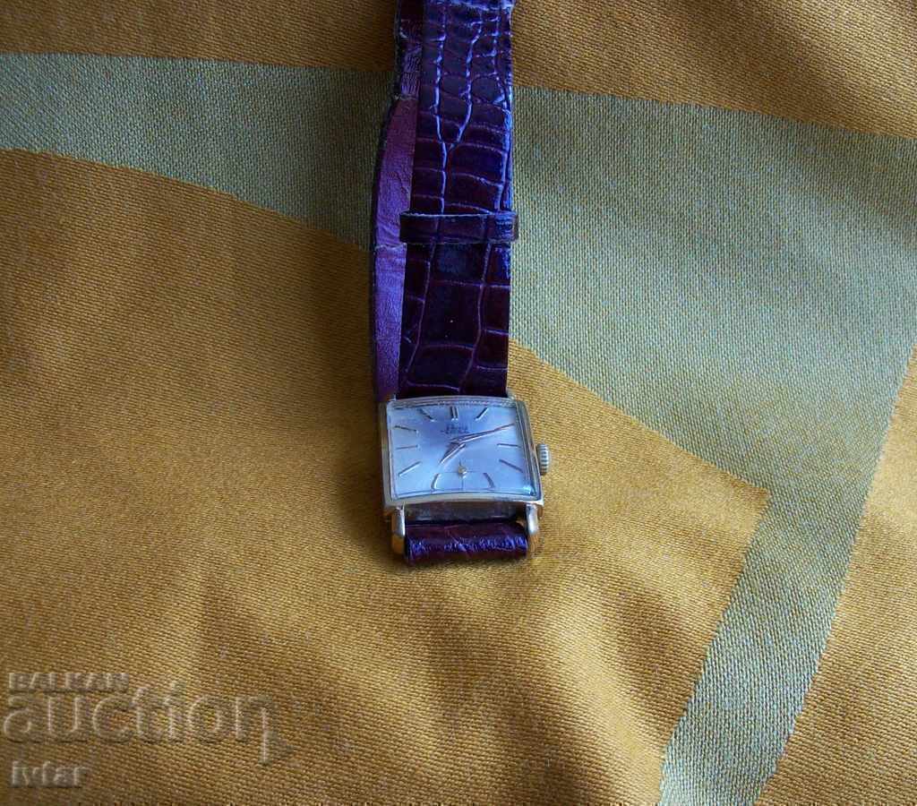 Ελβετικό ρολόι "ΡΕΝΗΣ" με τιμή € 19.00 | 37.16 BGN