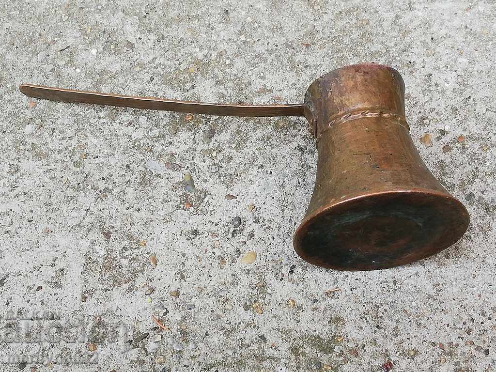 Delivery of Old copper tin, coffee, baker, copper pot Delivery of Old copper tin, coffee, baker, copper pot