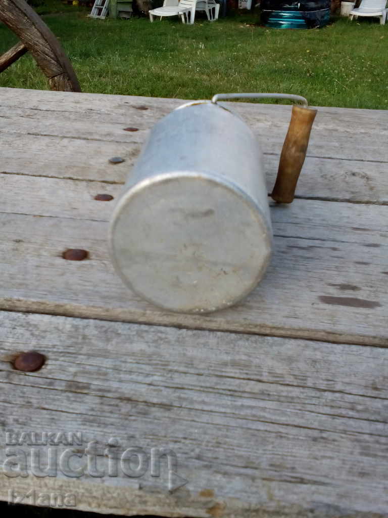 Old aluminum kitten - 6