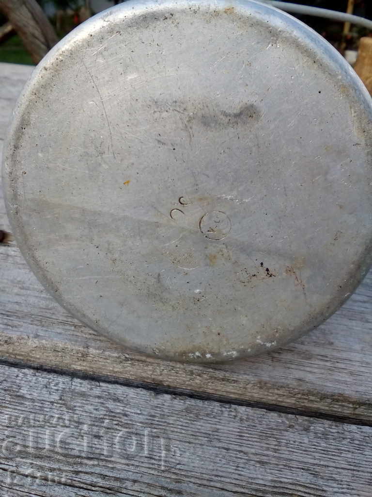 Old aluminum kitten - 7