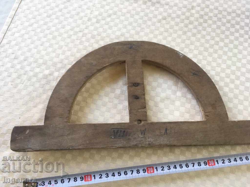 Delivery of LARGE WOOD TRANSPORT