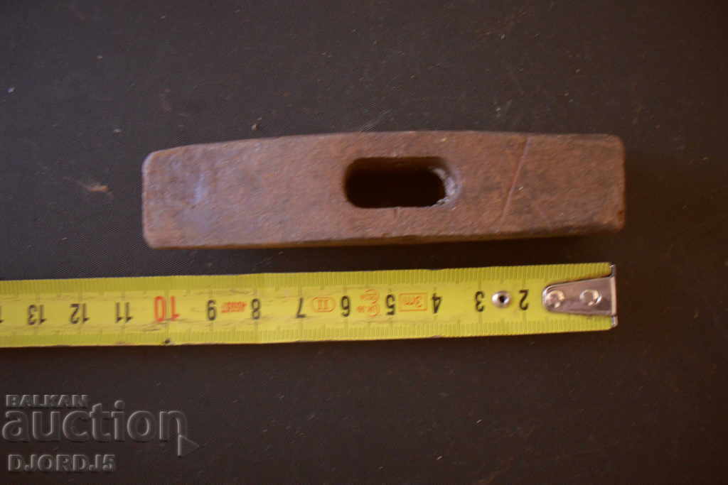 An old hammer with price 3.00 BGN | € 1.53 An old hammer with price 3.00 BGN | € 1.53