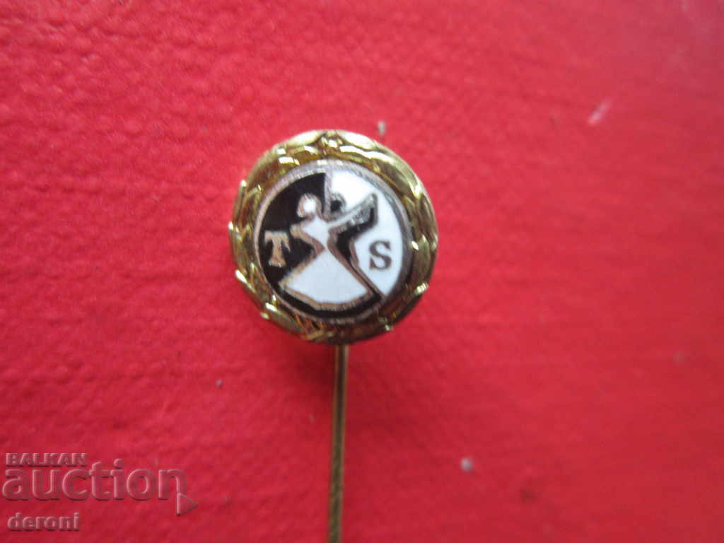 Auction Amazing German IVV Badge Mark Lot 3 Marking Badges Auction Amazing German IVV Badge Mark Lot 3 Marking Badges