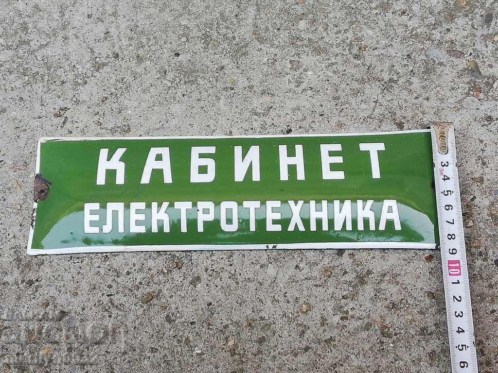 Delivery of Enamel social plate, plate