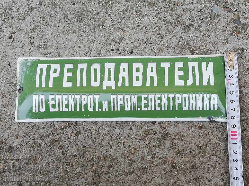 Auction Enameled plate, plate Auction Enameled plate, plate