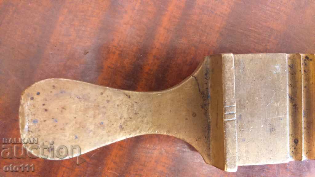 Delivery of OLD BRONZE TOOL Delivery of OLD BRONZE TOOL