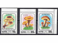 1987. Sev. Korea. Mushrooms + Block.