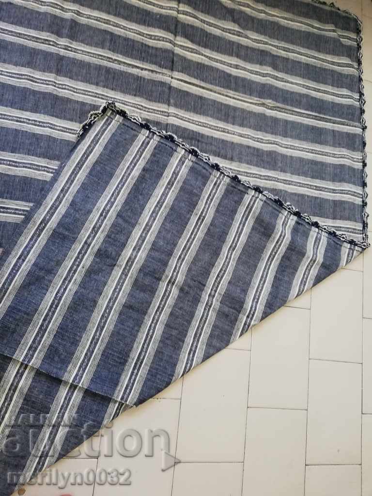 Vintage hand woven bed sheet with lace border - 6