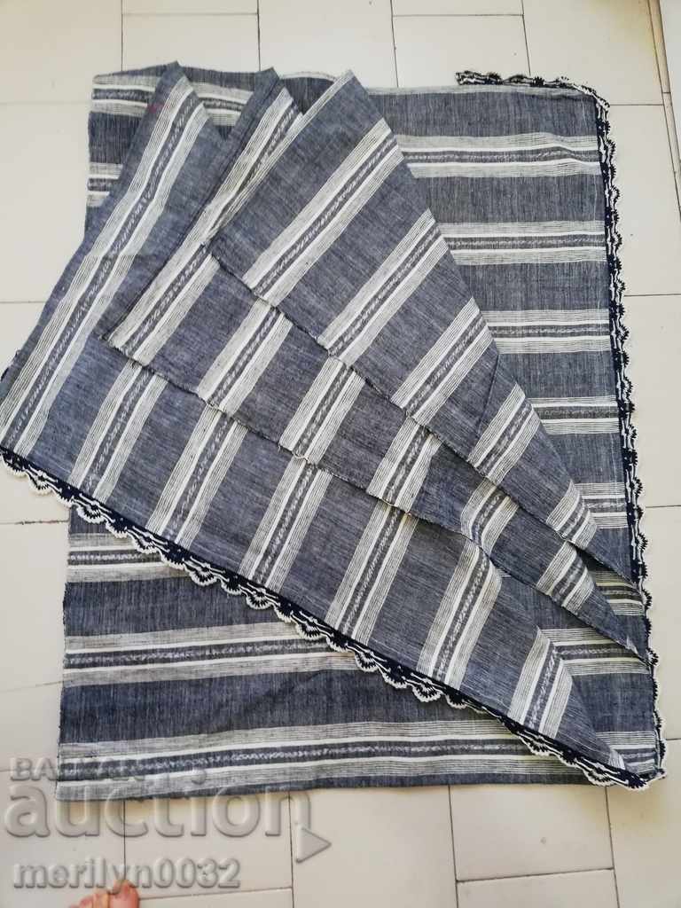 Vintage hand woven bed sheet with lace border - 7