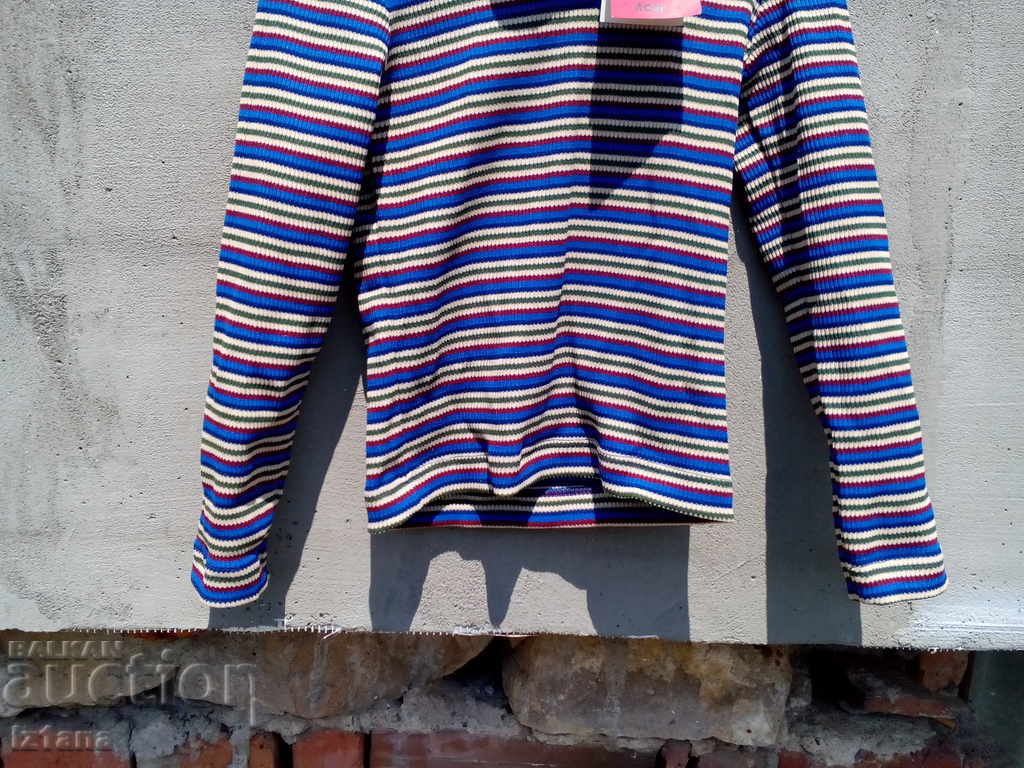 Auction Old baby blouse Auction Old baby blouse