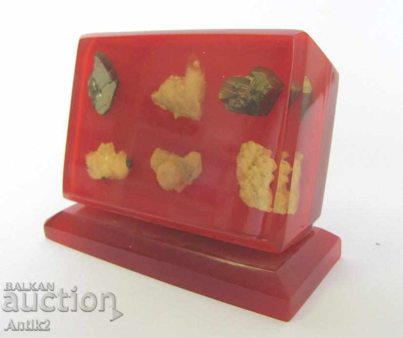 An old Plexiglas Plaque with crystals and semi-precious stones - 7