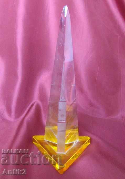 Доставка на Антикварен Кристално Стъкло Сувенир Кремъл Доставка на Антикварен Кристално Стъкло Сувенир Кремъл