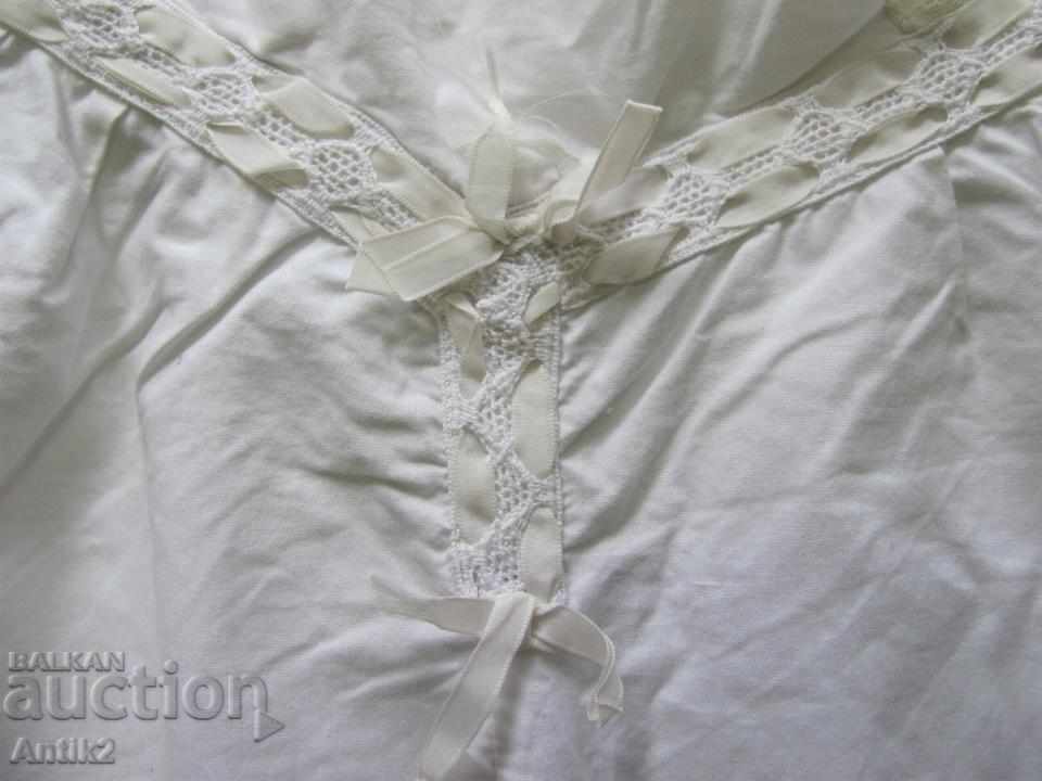 Auction  Old Hand embroidered Lady's Nightgown