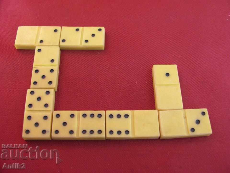 50s Mini Dominoes - 5 50s Mini Dominoes - 5