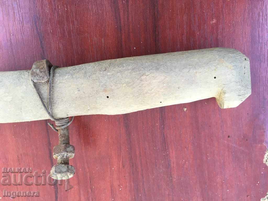 Auction  BARREL HANDLE LANDING WOOD WAGON CRANKCASE