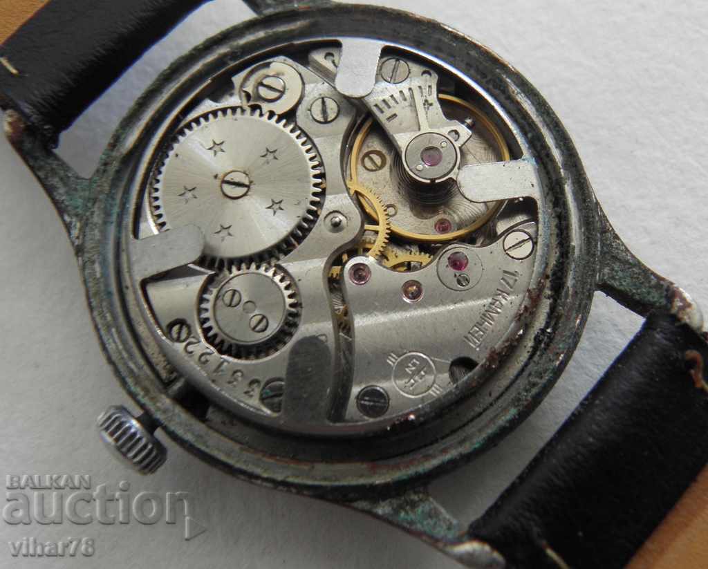 Δημοπρασία KAMA-ανδρών ρολογιών Δημοπρασία KAMA-ανδρών ρολογιών