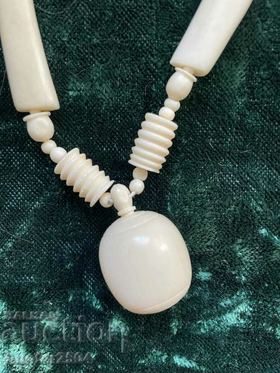 Bone necklace, 60 cm, India with price 29.95 BGN | € 15.31 Bone necklace, 60 cm, India with price 29.95 BGN | € 15.31