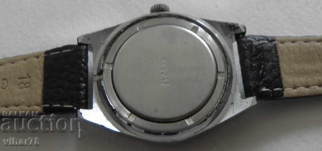 Auction  CLOCK ROCKET