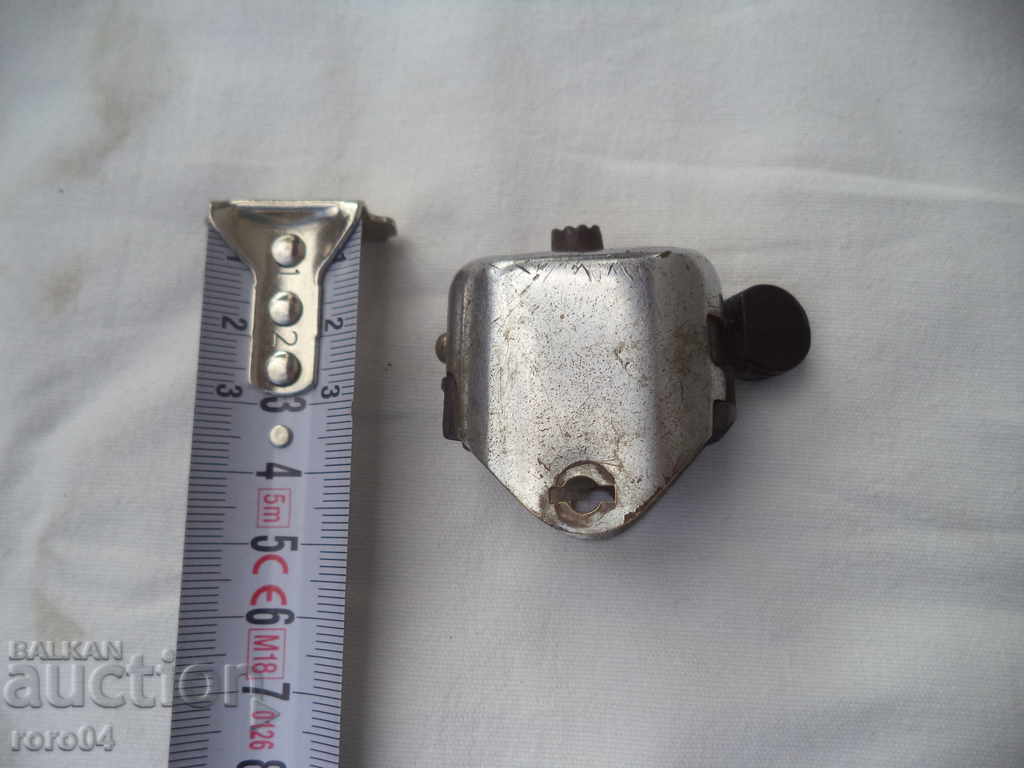 BALKAN - KEY - KLAXON - KEYS / LIGHTS with price 17.99 BGN | € 9.20