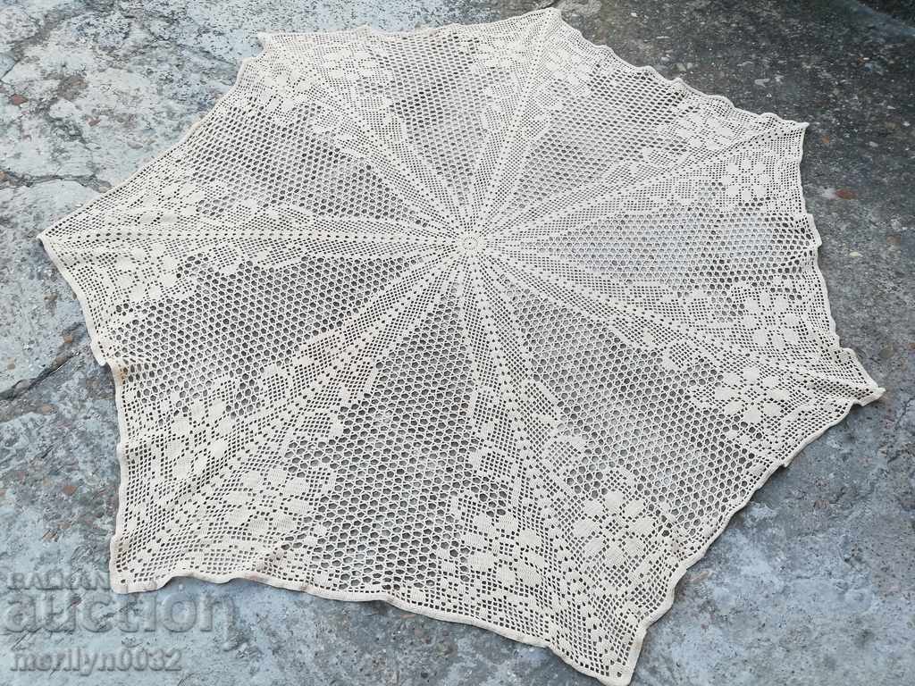 Delivery of Old crochet round table 163cm mile lace Delivery of Old crochet round table 163cm mile lace