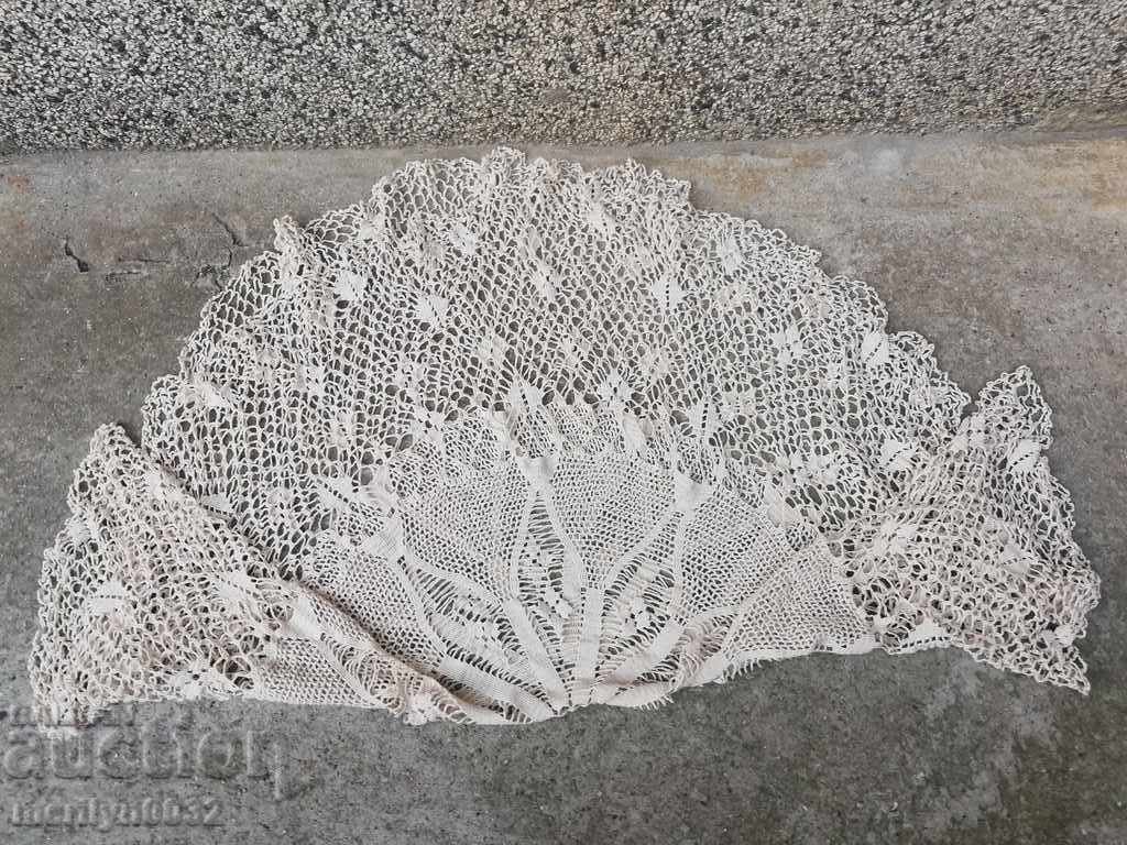 Delivery of Old crochet round table 163cm mile lace Delivery of Old crochet round table 163cm mile lace