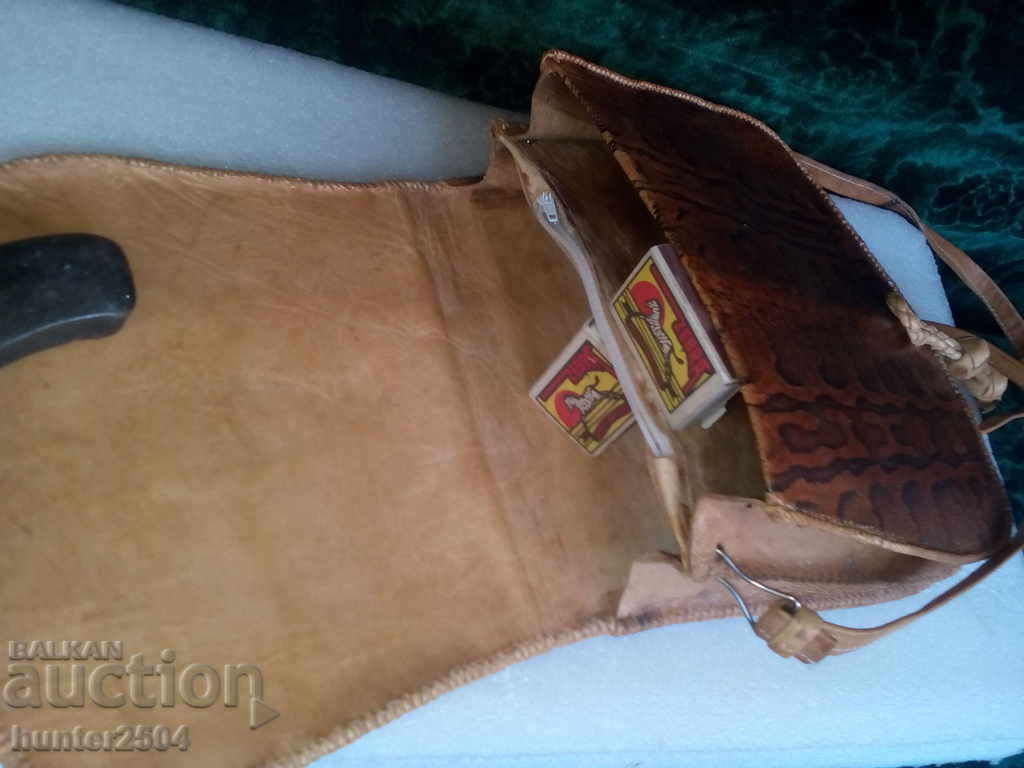 A snake python handbag? leather size 24x23 cm.. with price 49.95 BGN | € 25.54 A snake python handbag? leather size 24x23 cm.. with price 49.95 BGN | € 25.54