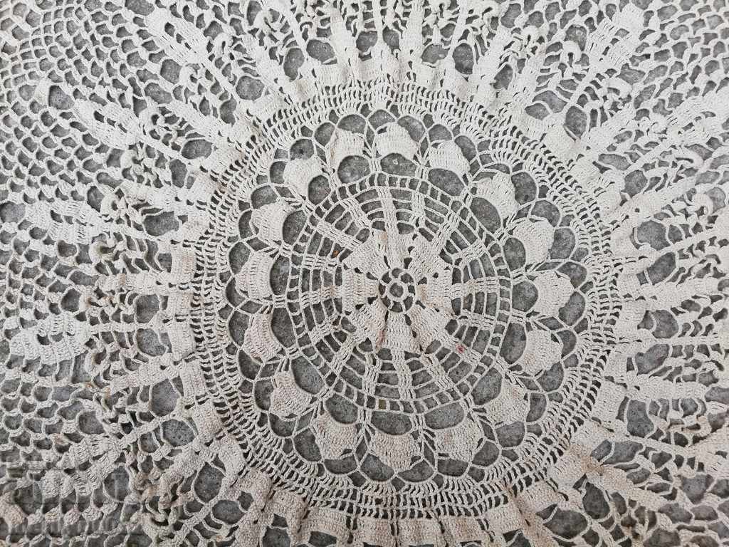 Auction Old crochet round table 102 cm mile lace Auction Old crochet round table 102 cm mile lace