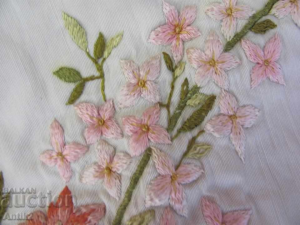 19th Century Embroidered Baby Monogram Blanket - 6