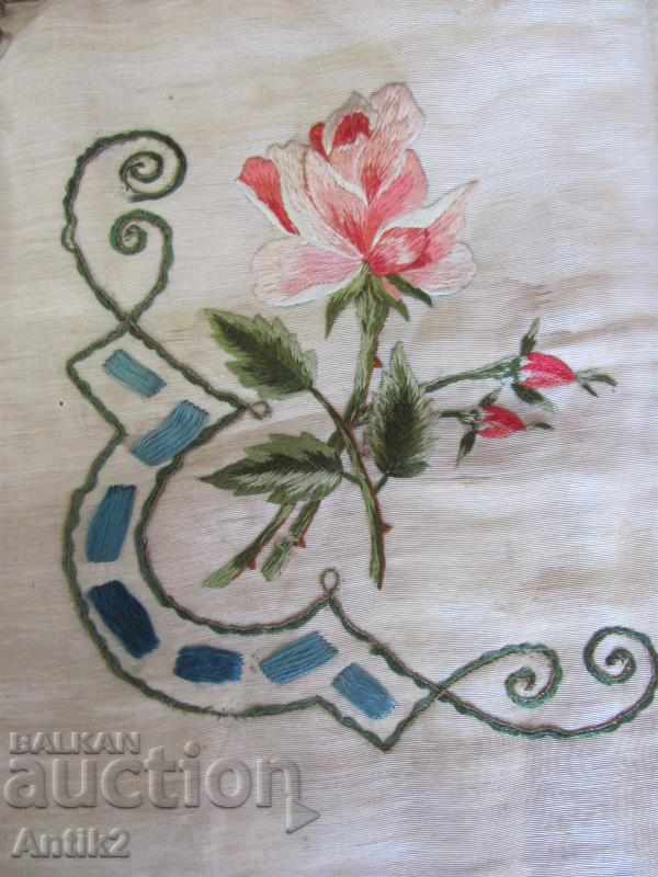 Auction 19th century Hand embroidered Quilt, Tablecloth, Tishleifer Auction 19th century Hand embroidered Quilt, Tablecloth, Tishleifer