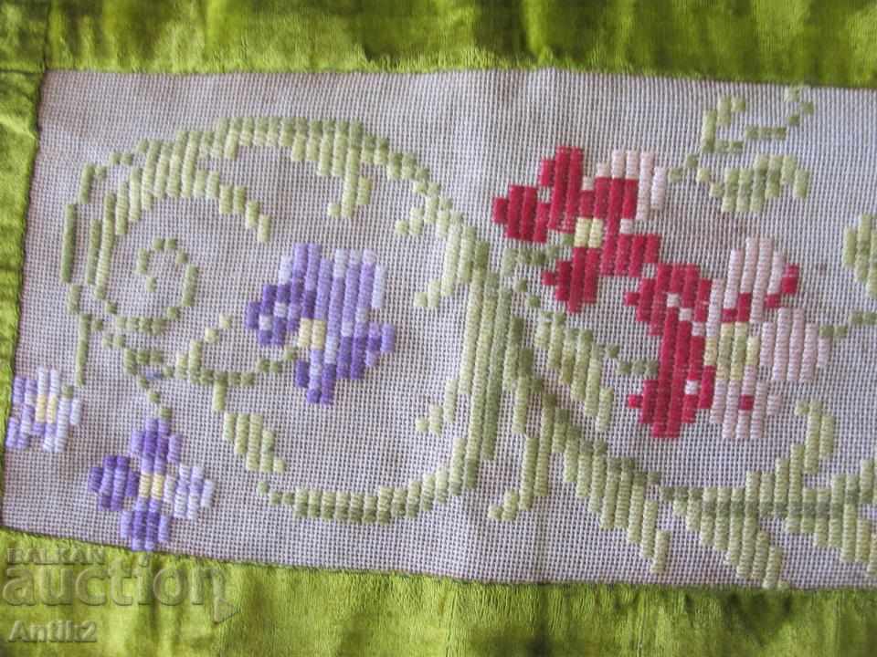 19th century Hand embroidered Quilt, Tablecloth, Tishleifer - 6