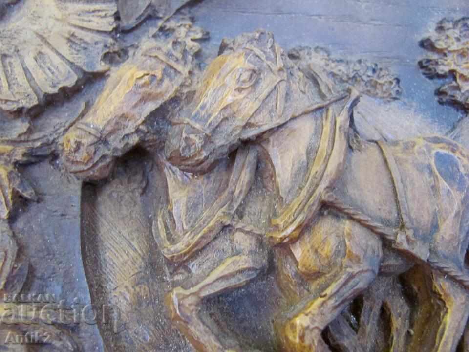 Auction  19th Century Carving Handmade - Horse Wall Plate