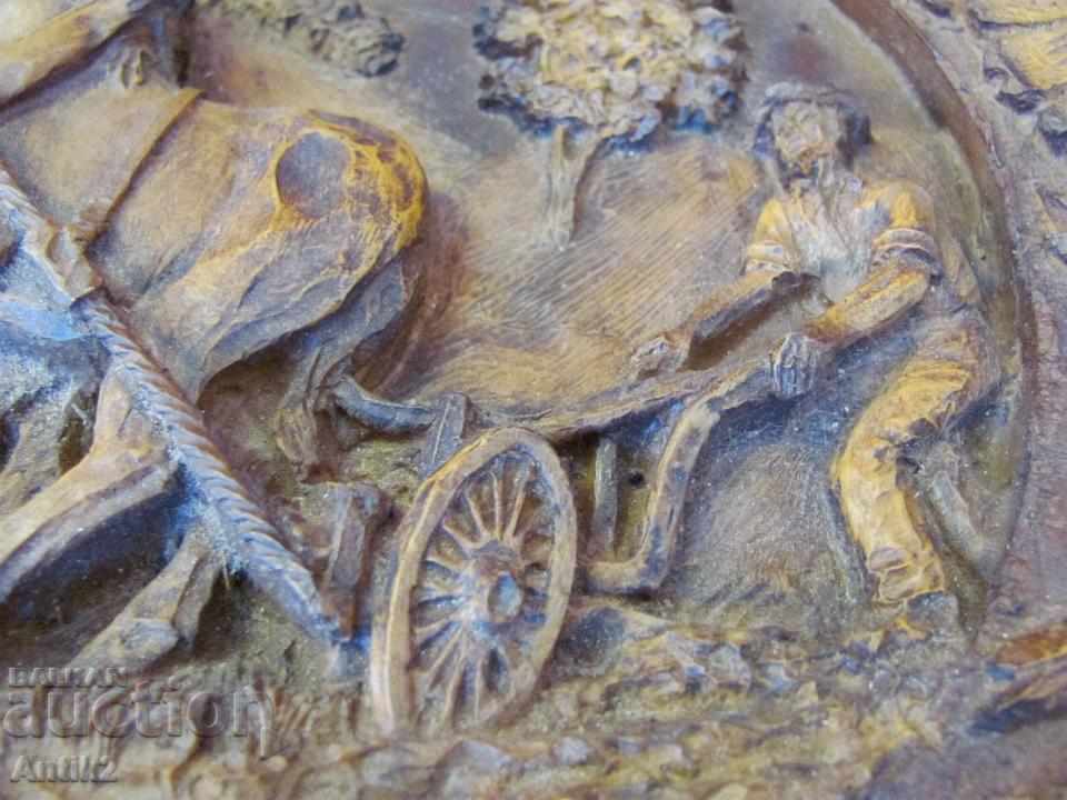 Delivery of 19th Century Carving Handmade - Horse Wall Plate