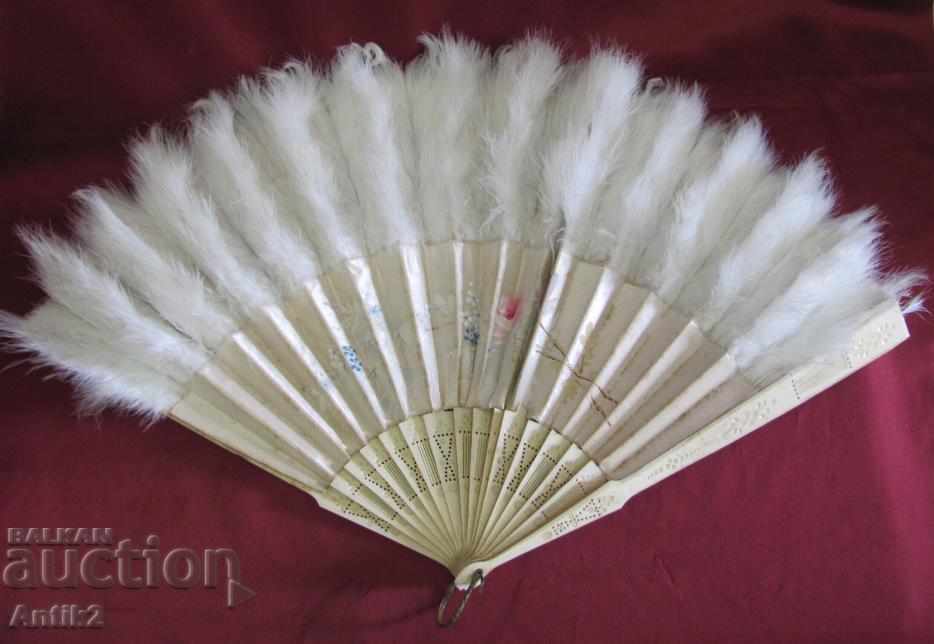 19th century Antique Bone sail, satin and ostrich feathers