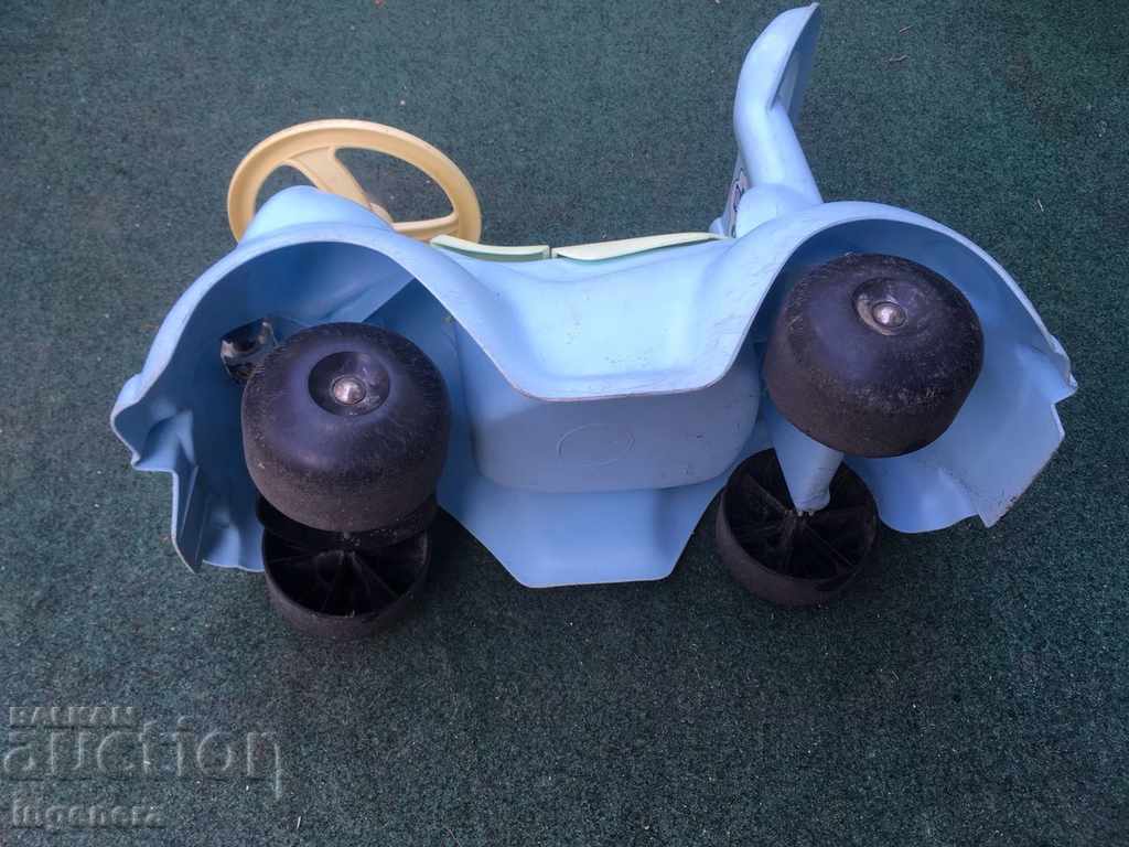 Delivery of CAR TROLLEY VEHICLE TOY RETRO Delivery of CAR TROLLEY VEHICLE TOY RETRO