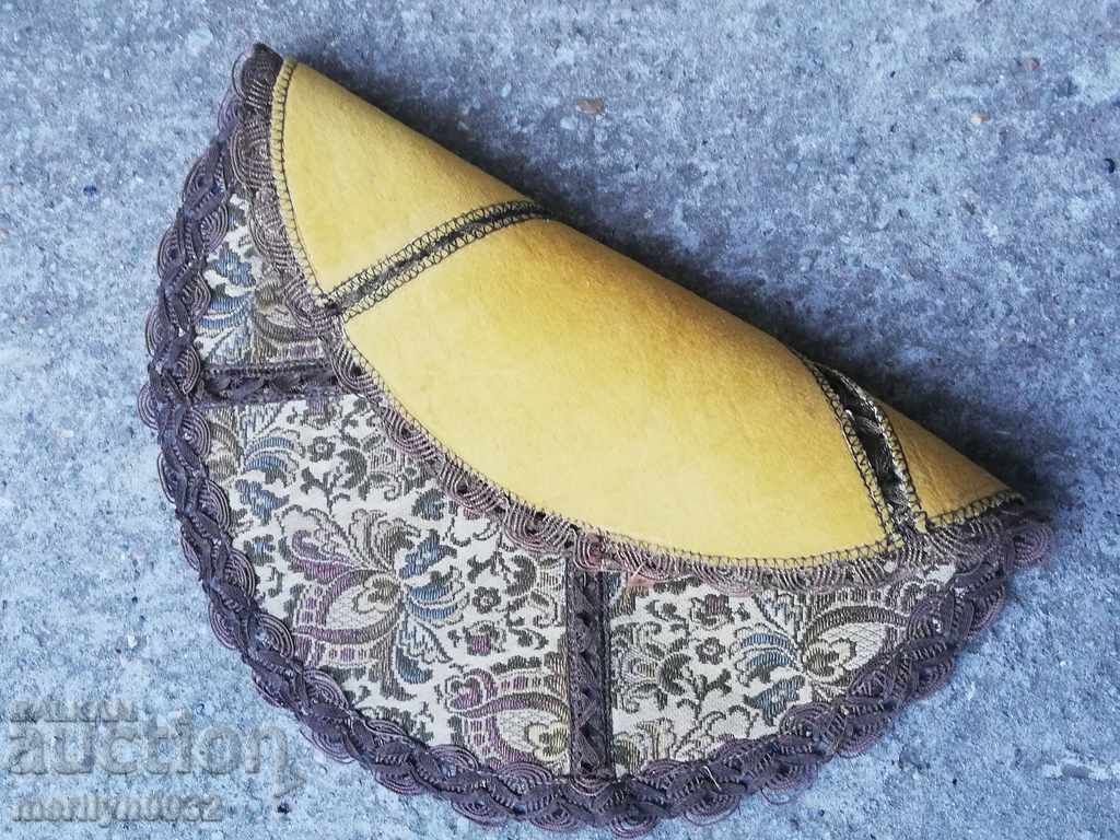 An old embroidered quilt of shingles, a mile of embroidery - 6 An old embroidered quilt of shingles, a mile of embroidery - 6