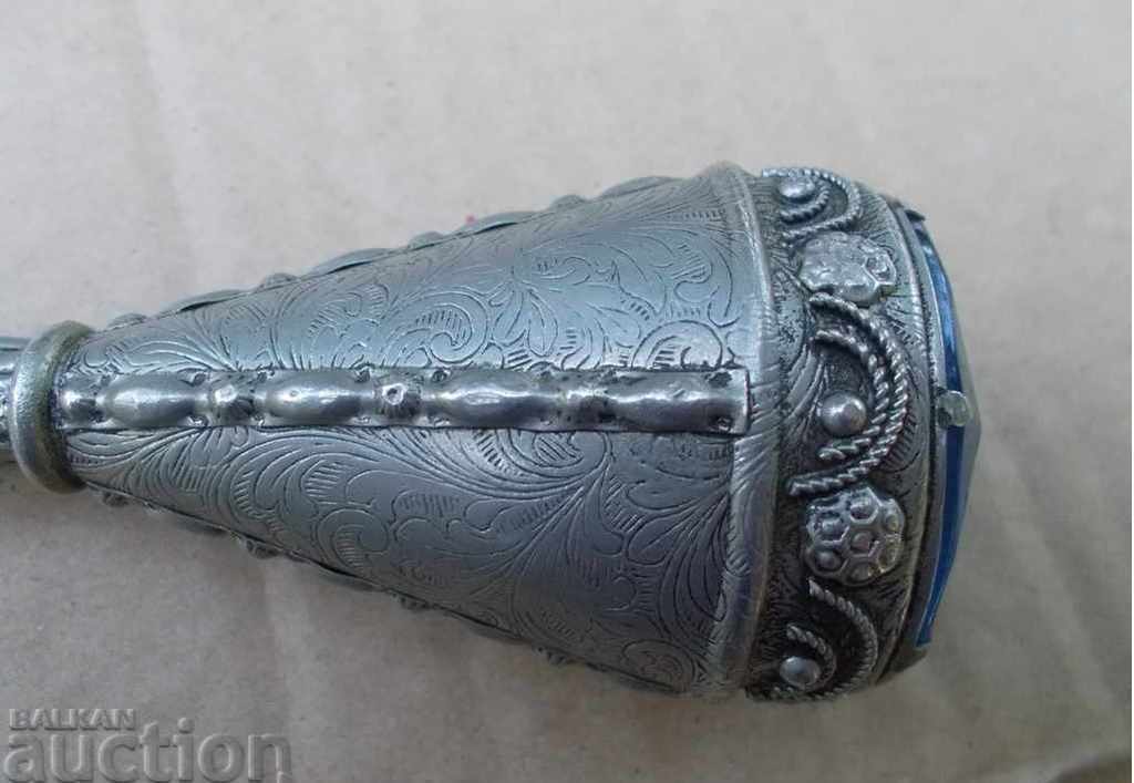 Delivery of filigree Delivery of filigree