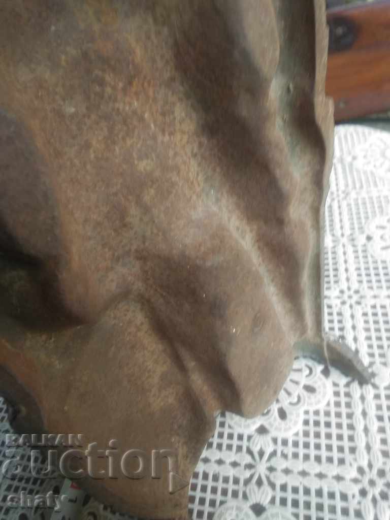 Παλιά φιγούρα τζακιού από χυτοσίδηρο. Γλυπτό ιππότη. - 6