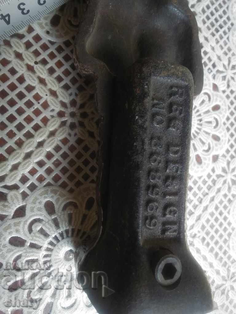 Παλιά φιγούρα τζακιού από χυτοσίδηρο. Γλυπτό ιππότη. - 5 Παλιά φιγούρα τζακιού από χυτοσίδηρο. Γλυπτό ιππότη. - 5