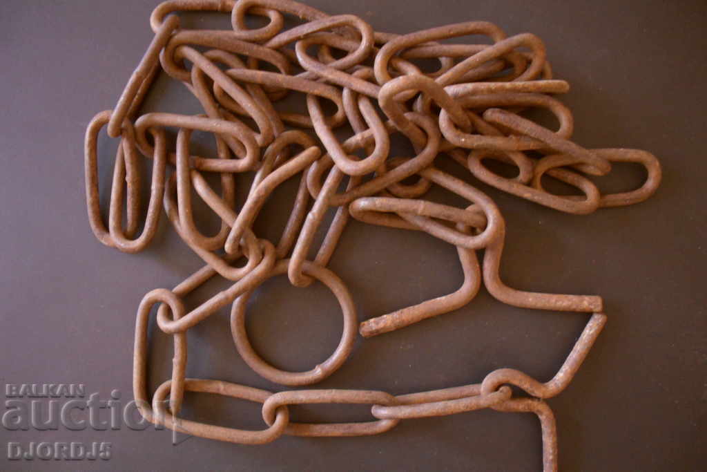Old chain, chain, 1.30 m with price 3.00 BGN | € 1.53