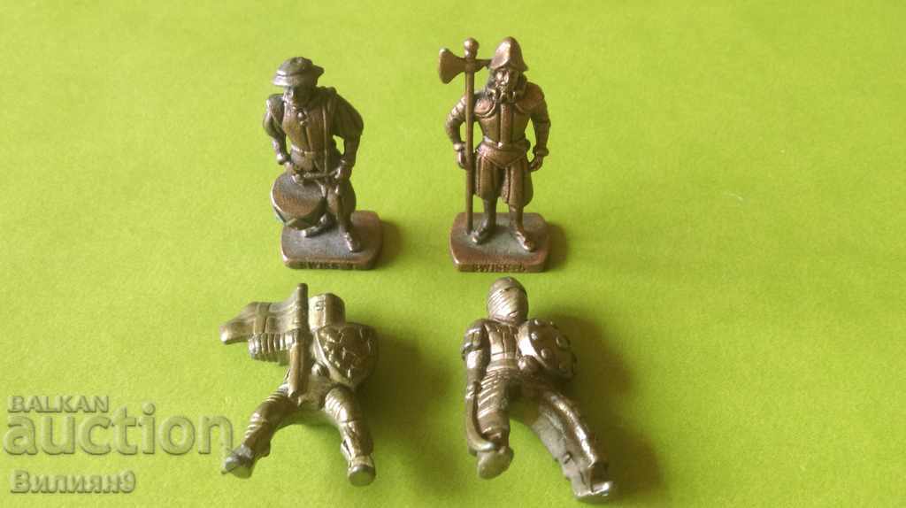 Metal Soldiers '' KINDER SURPRISE '' 4 pieces