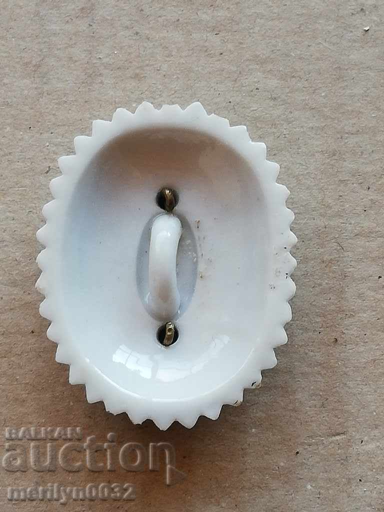 Cockroach from the officer's uniform uniform Kingdom Kingdom with price 78.00 BGN | € 39.88 Cockroach from the officer's uniform uniform Kingdom Kingdom with price 78.00 BGN | € 39.88