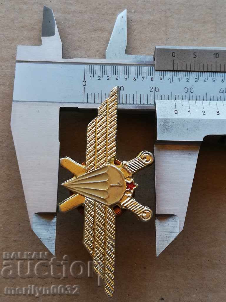 Breasted parachute medal - 5