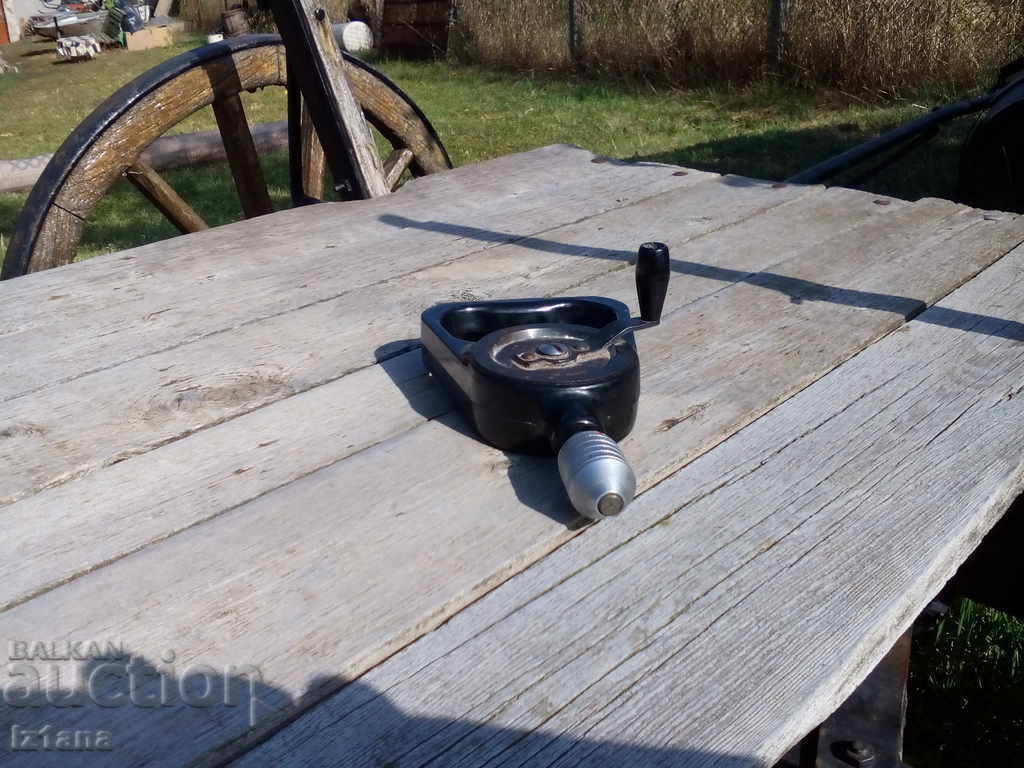 Old drill, drill, matkap with price 45.00 BGN | € 23.01 Old drill, drill, matkap with price 45.00 BGN | € 23.01