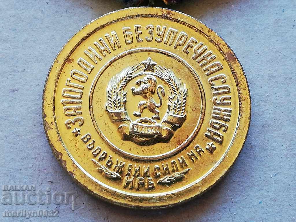 Delivery of Medal FOR 20 YEARS Flawless Service Air Force of the People's Republic of Bulgaria badge Delivery of Medal FOR 20 YEARS Flawless Service Air Force of the People's Republic of Bulgaria badge