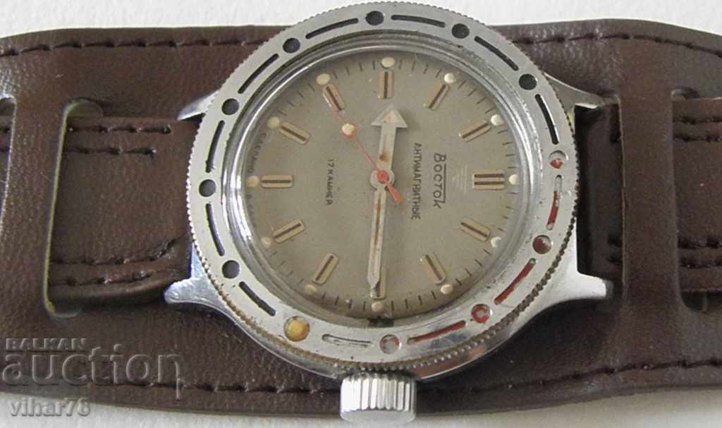 Delivery of MEN'S EASTER COMMANDER CLOCK Delivery of MEN'S EASTER COMMANDER CLOCK