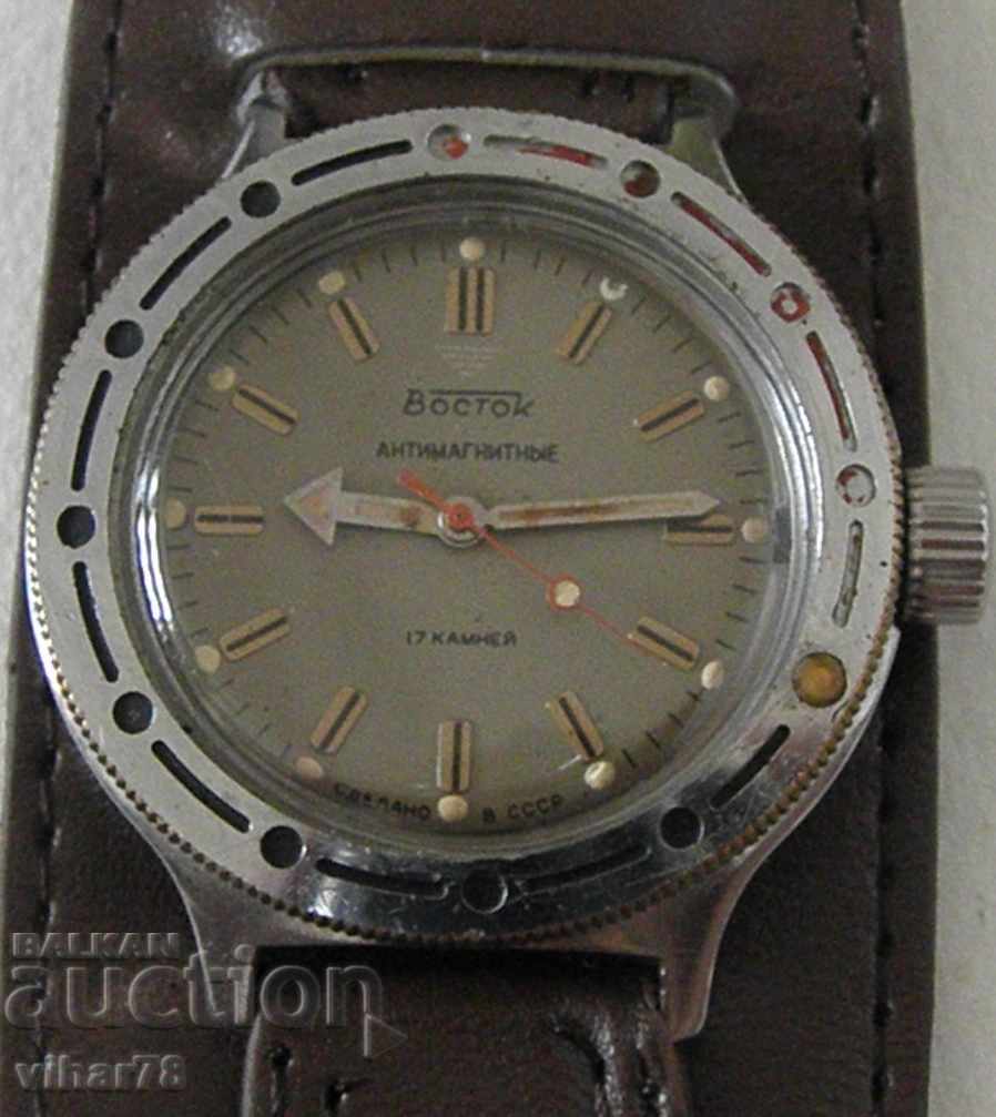 CEAS DE BĂRBAT VOSTOK-KOMANDIRSKIE