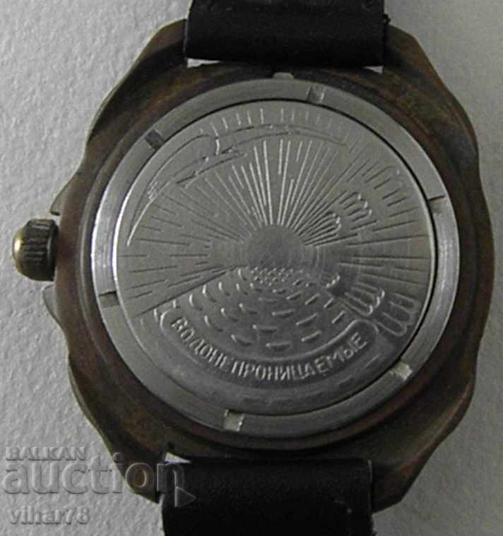 Auction MEN'S EASTER COMMANDER CLOCK Auction MEN'S EASTER COMMANDER CLOCK